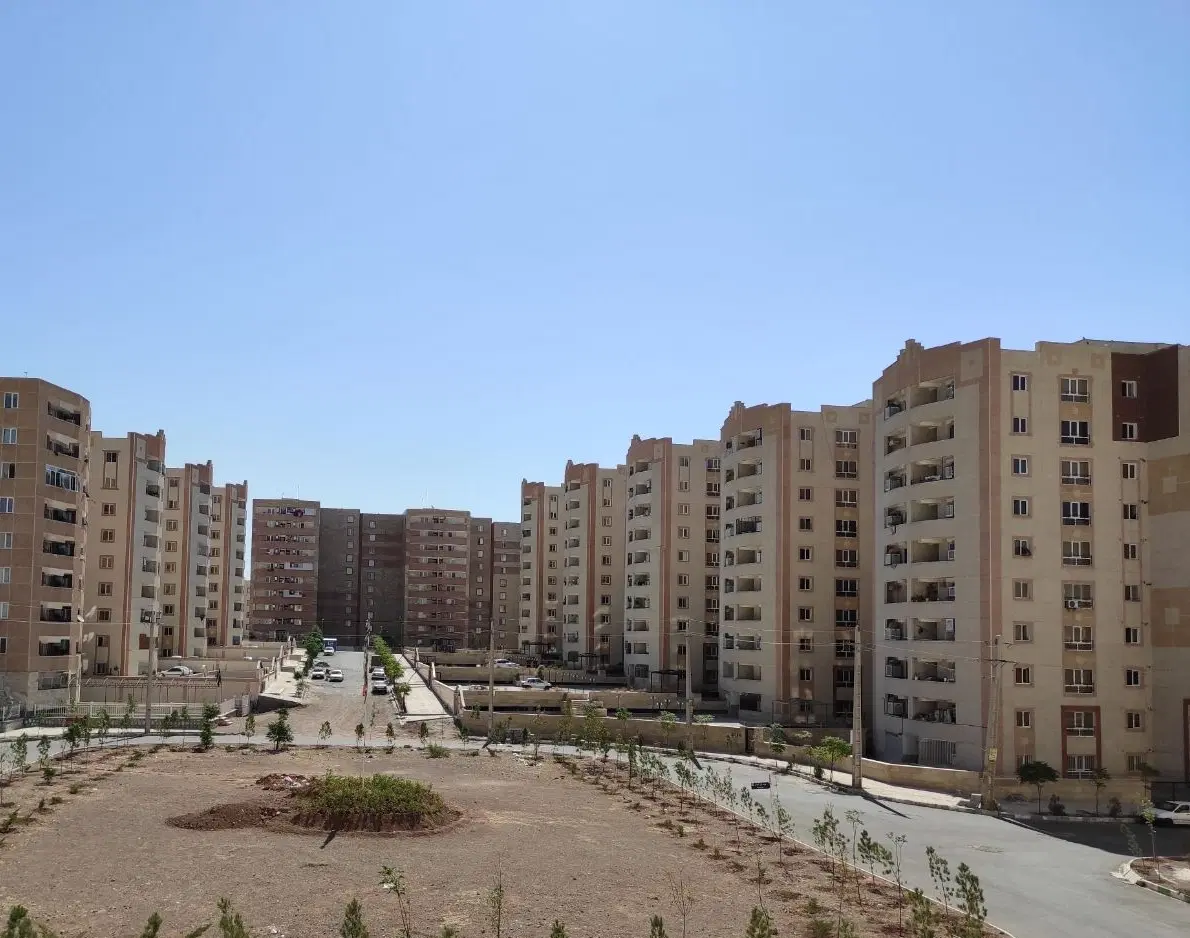 پروژه لادن پارکینگ مسقف ، بر چهاربانده