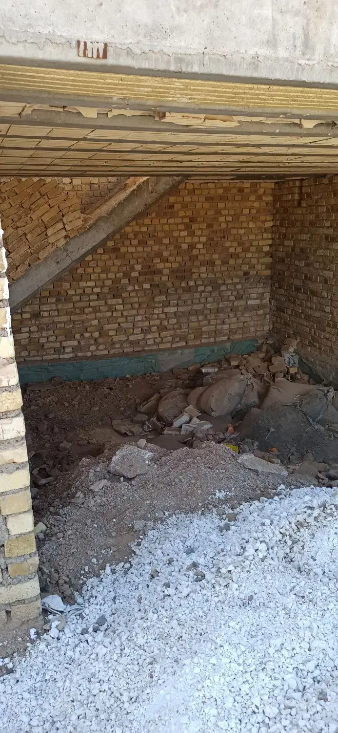 خانه نیمه ساز خوش نقشه