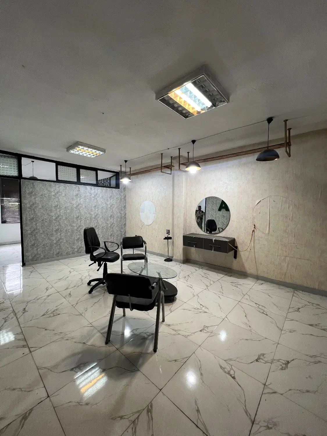 واحد تجاری براصلی حاجی آباد