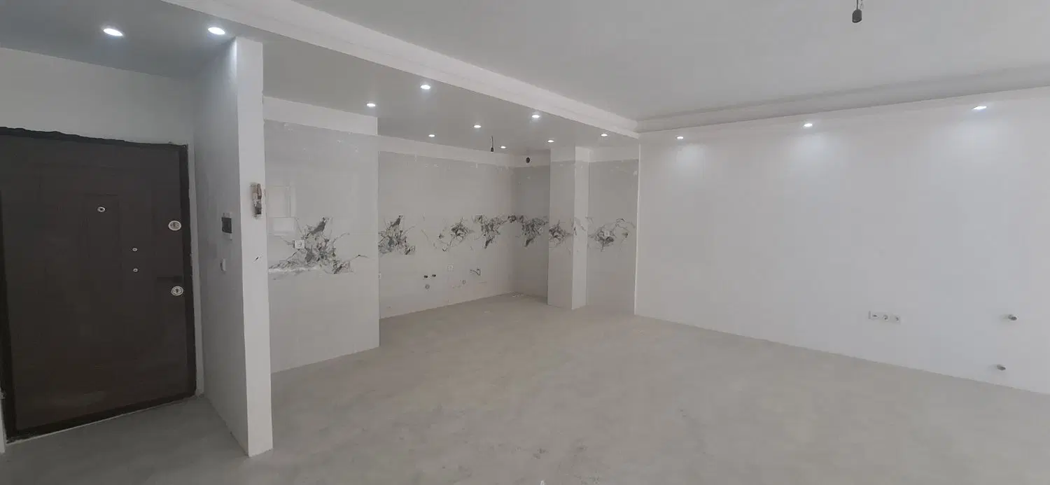 110 متری پارکینگ دار