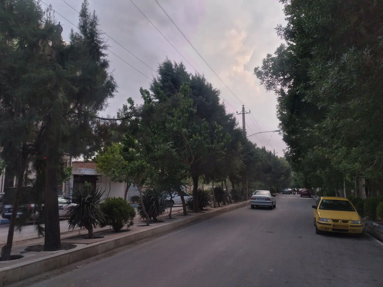 آپارتمان ۱۴۰ متری تکواحد سند پارکینگ آسانسور