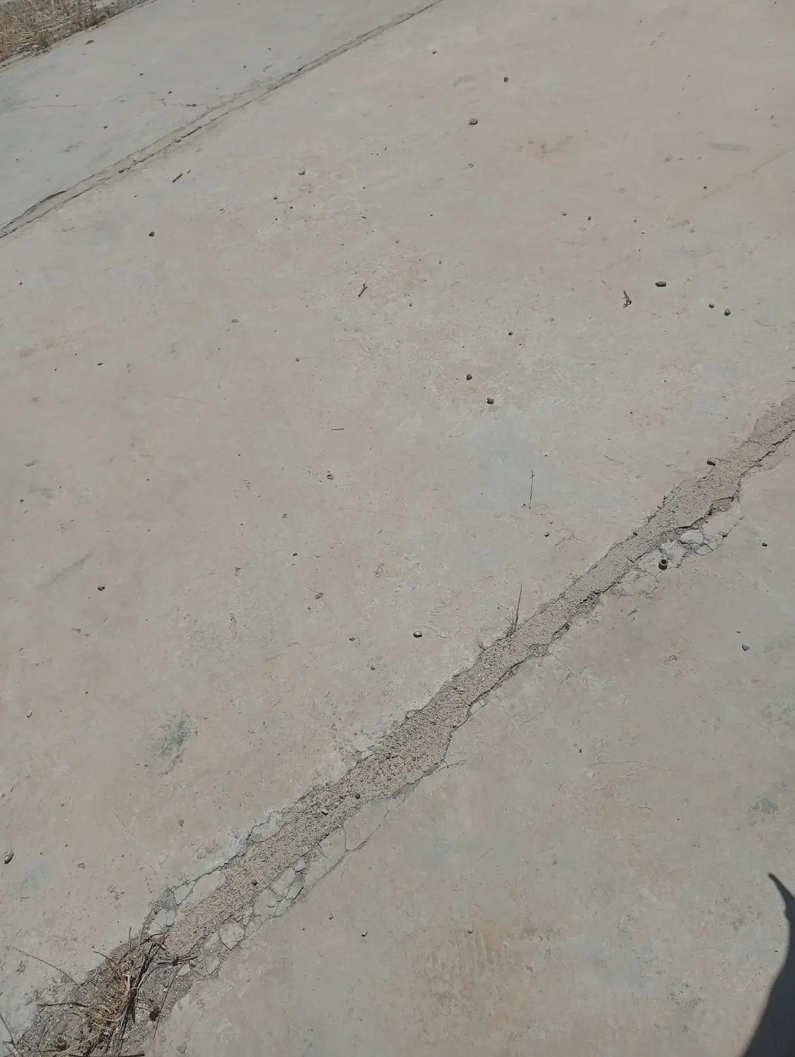 زمین تازه بافت شده در روستای بختیار تنکمان