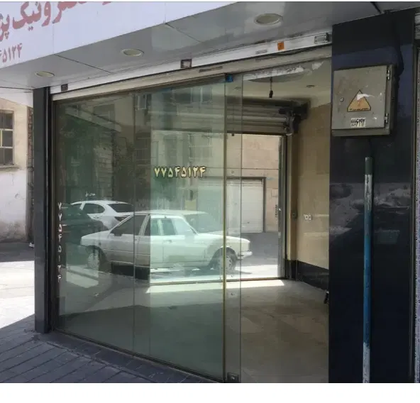 ۲۰متر مغازه