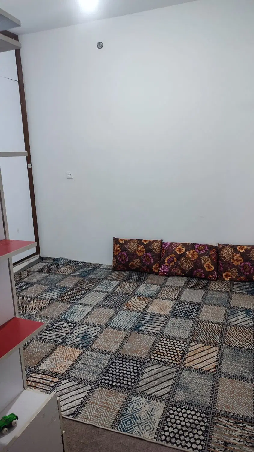 به اجاره داده میشود