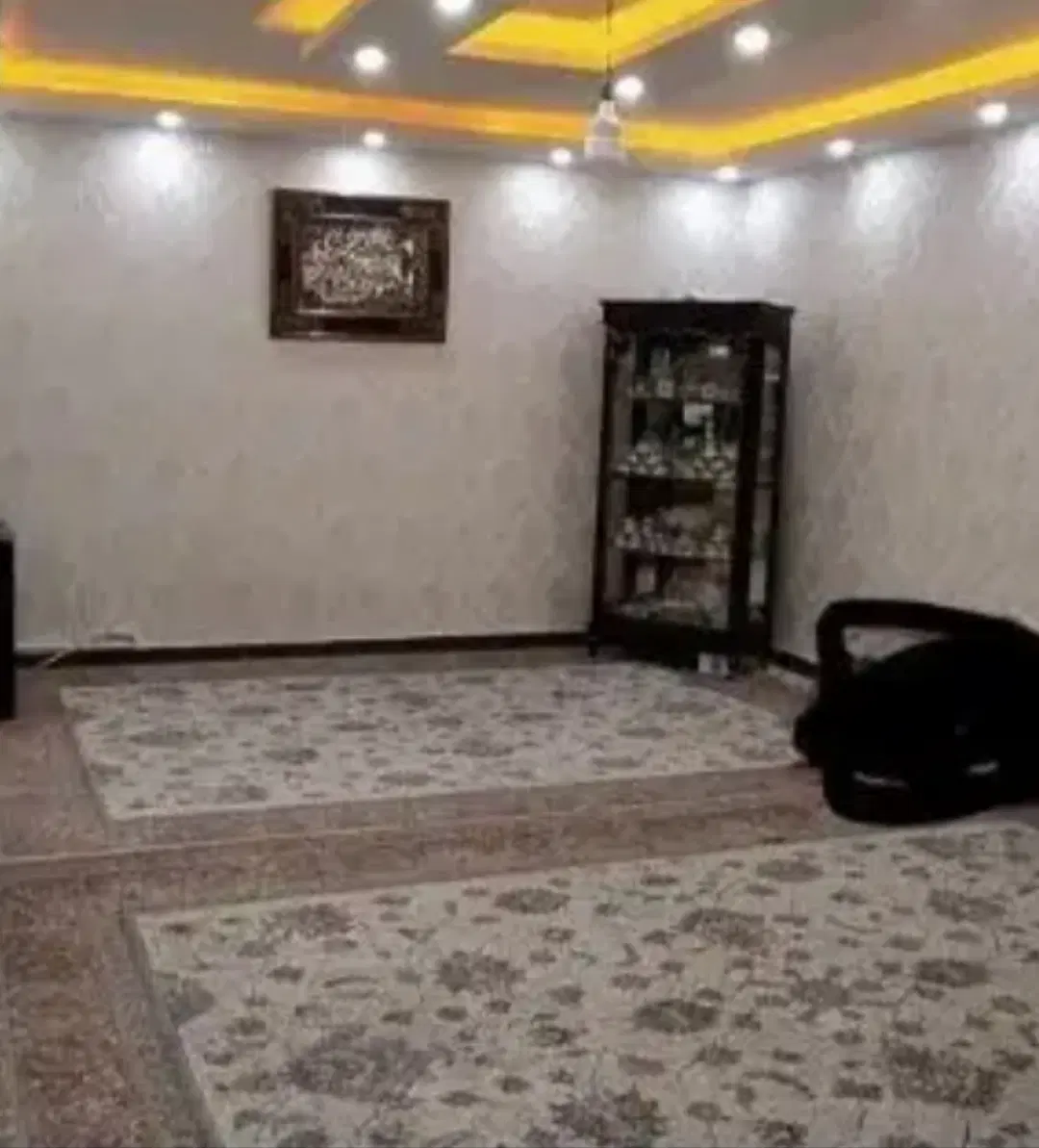۱۱۰ متر ویلایی همکف با پارکینگ اختصاصی