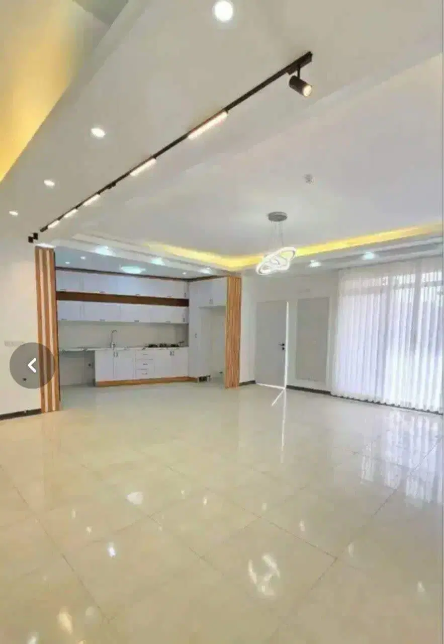 ۱۰۰ متری دوخوابه یک سال ساخت،