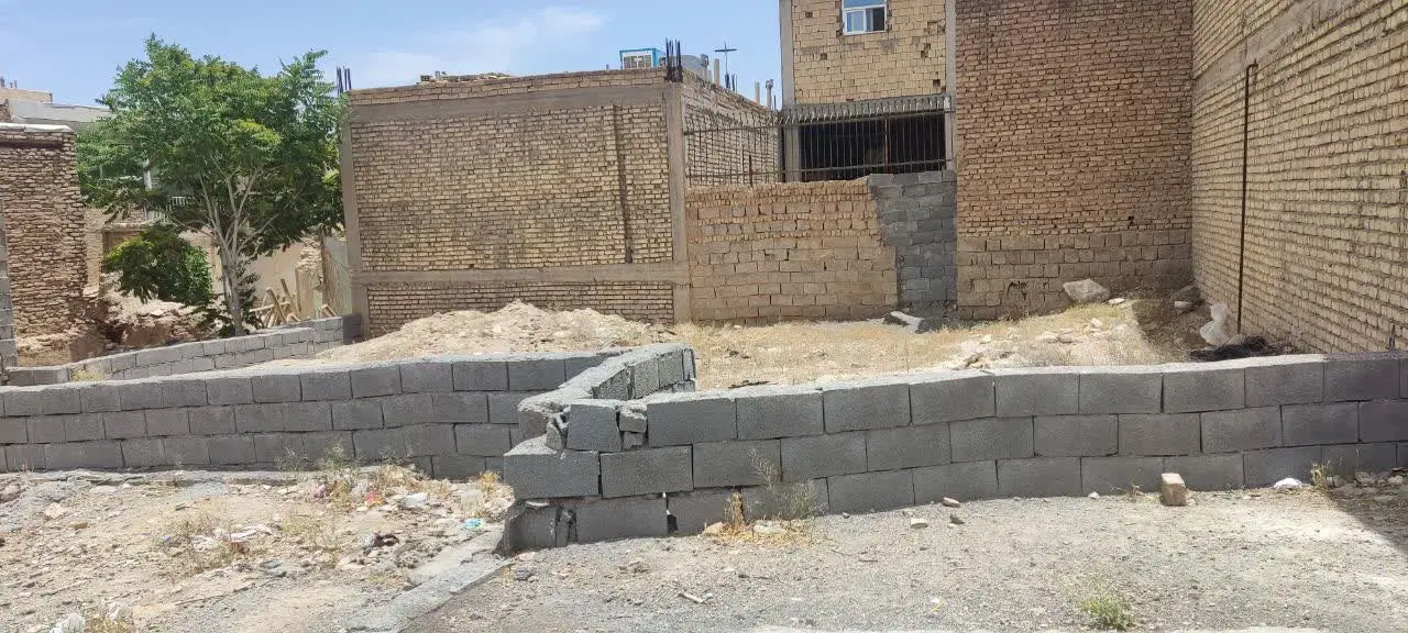 زمین مسکونی ۱۷۳ متر