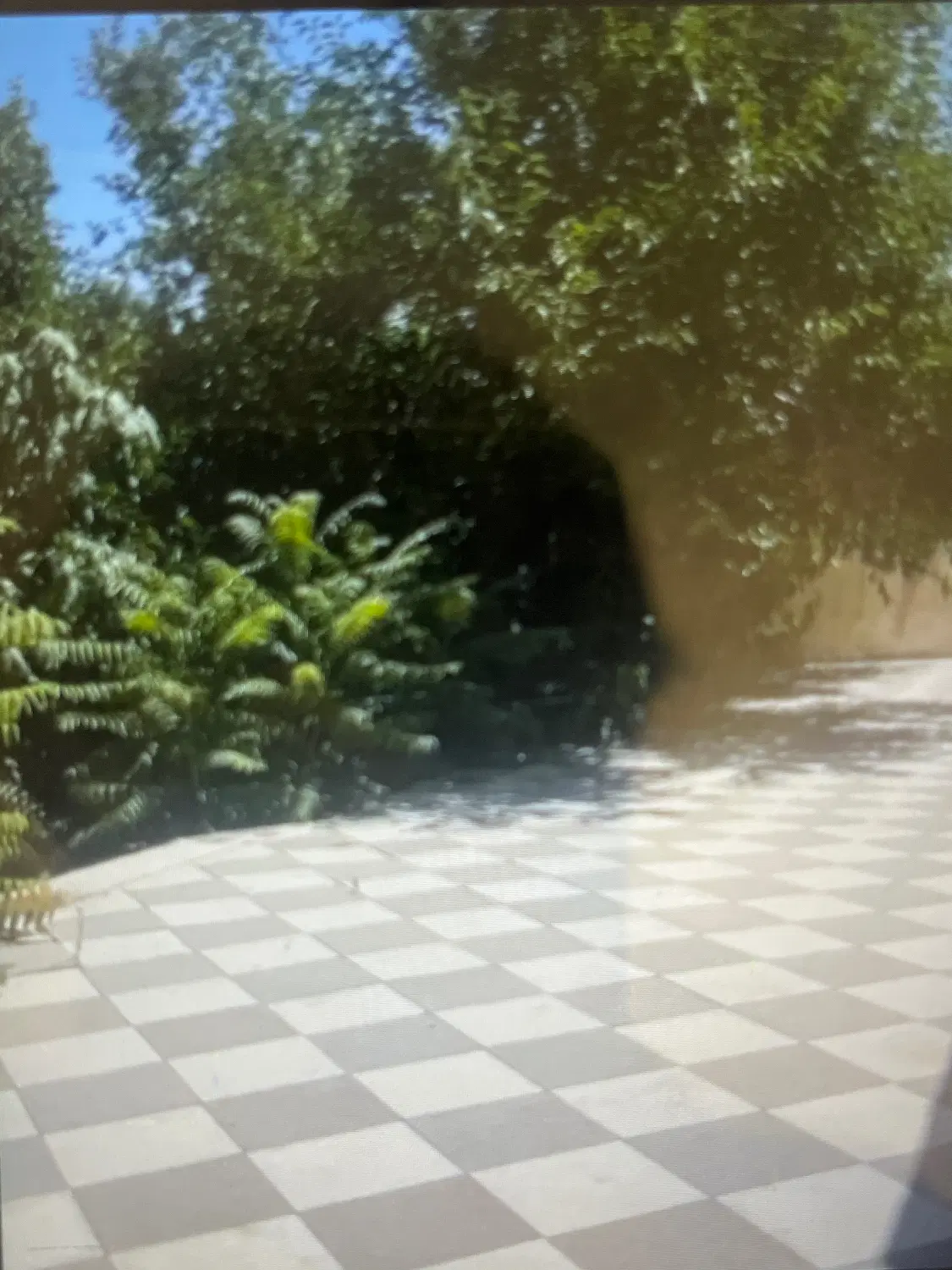 1200 متری ویلای کلنگی در حاشیه هفت‌تیر