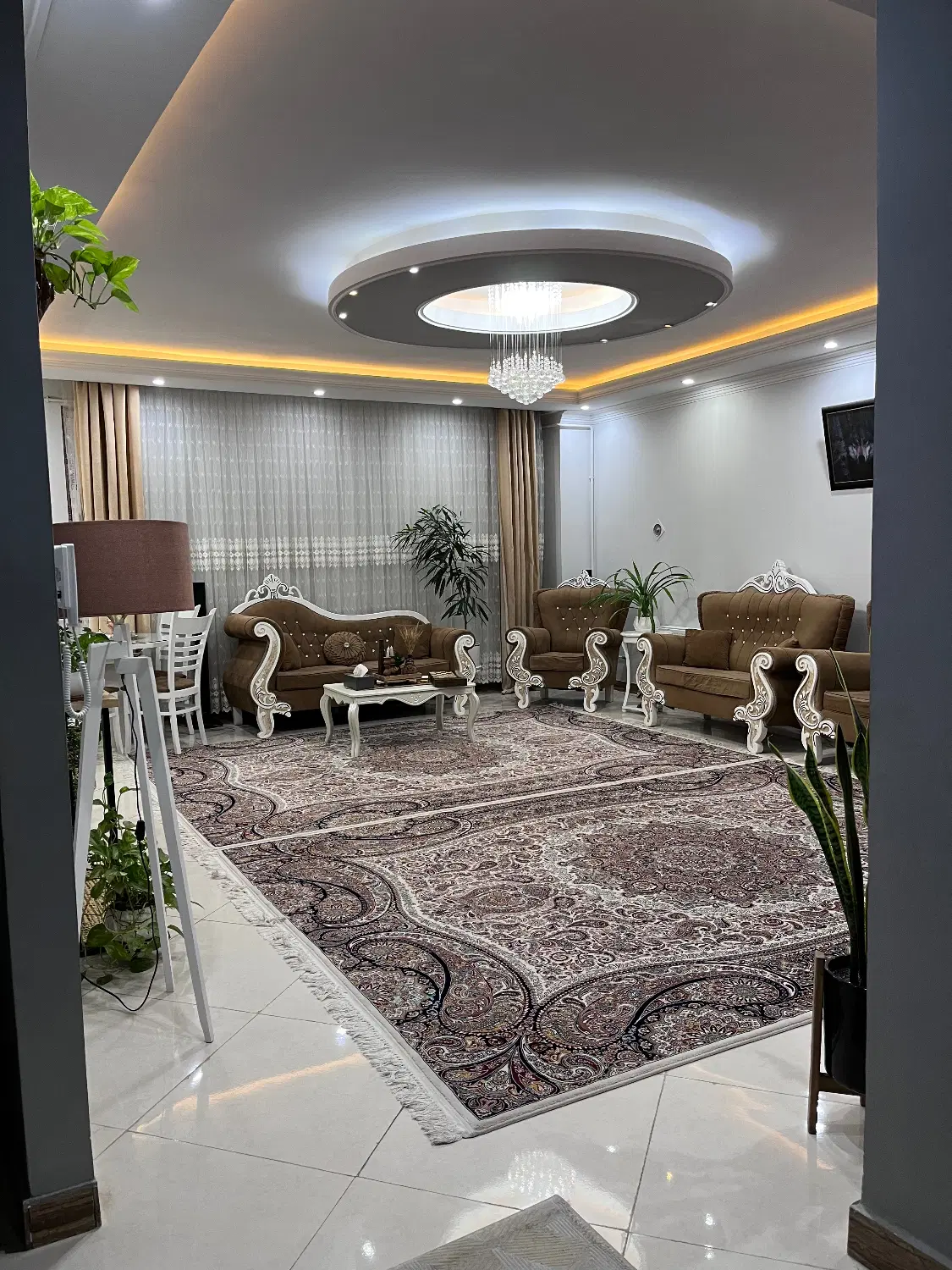 آپارتمان سه خوابه ۱۱۶متری تک واحدی