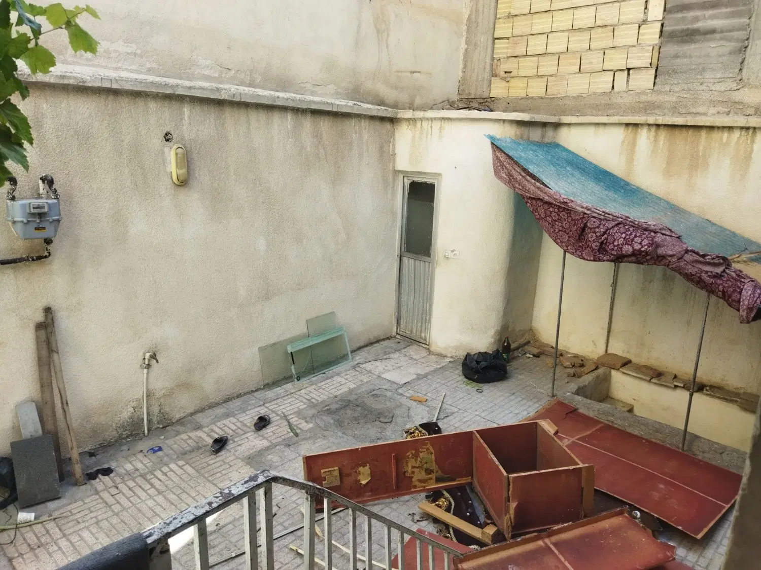 حیاط دربست_رهن و اجاره_خطیب__آذری ۵۰۰ م ۱۰ م