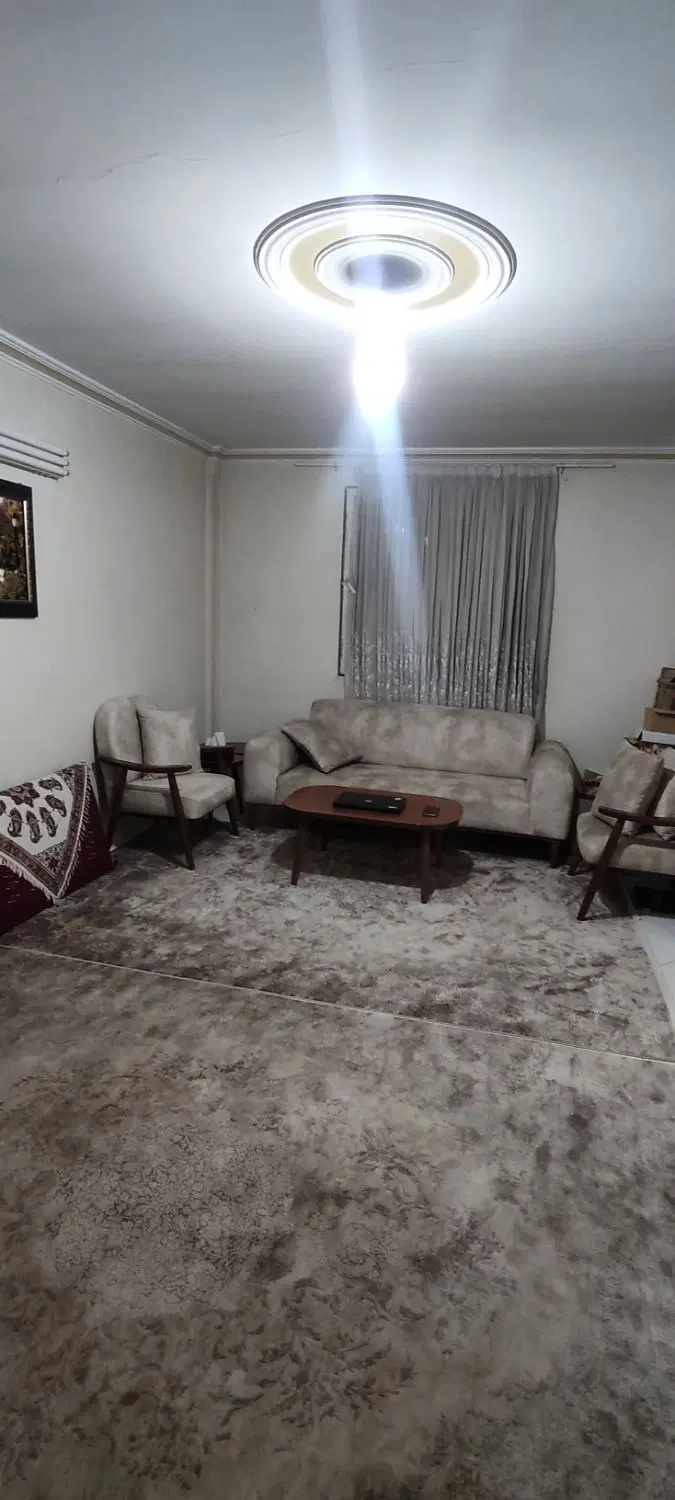 ۴۱ متری اجاره دار با پارکینگ