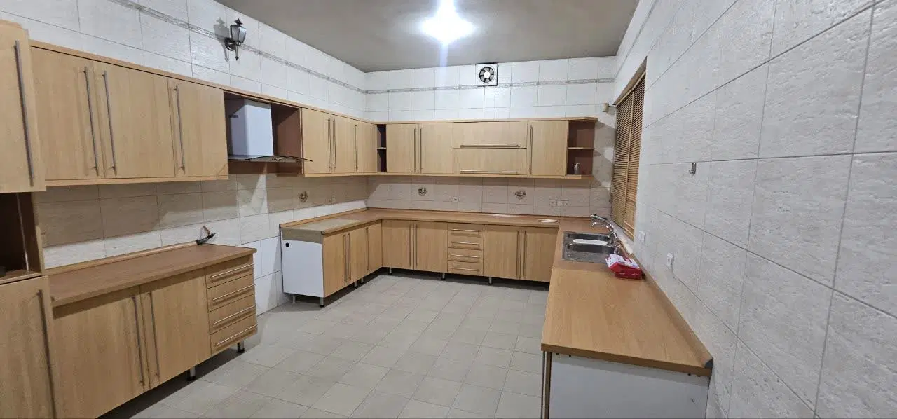 ویلایی اداری مسکونی نظرغربی