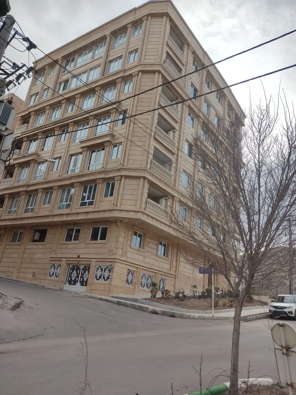 زمین۶۰۰متری  بهترین لوکیشن  سام وزال