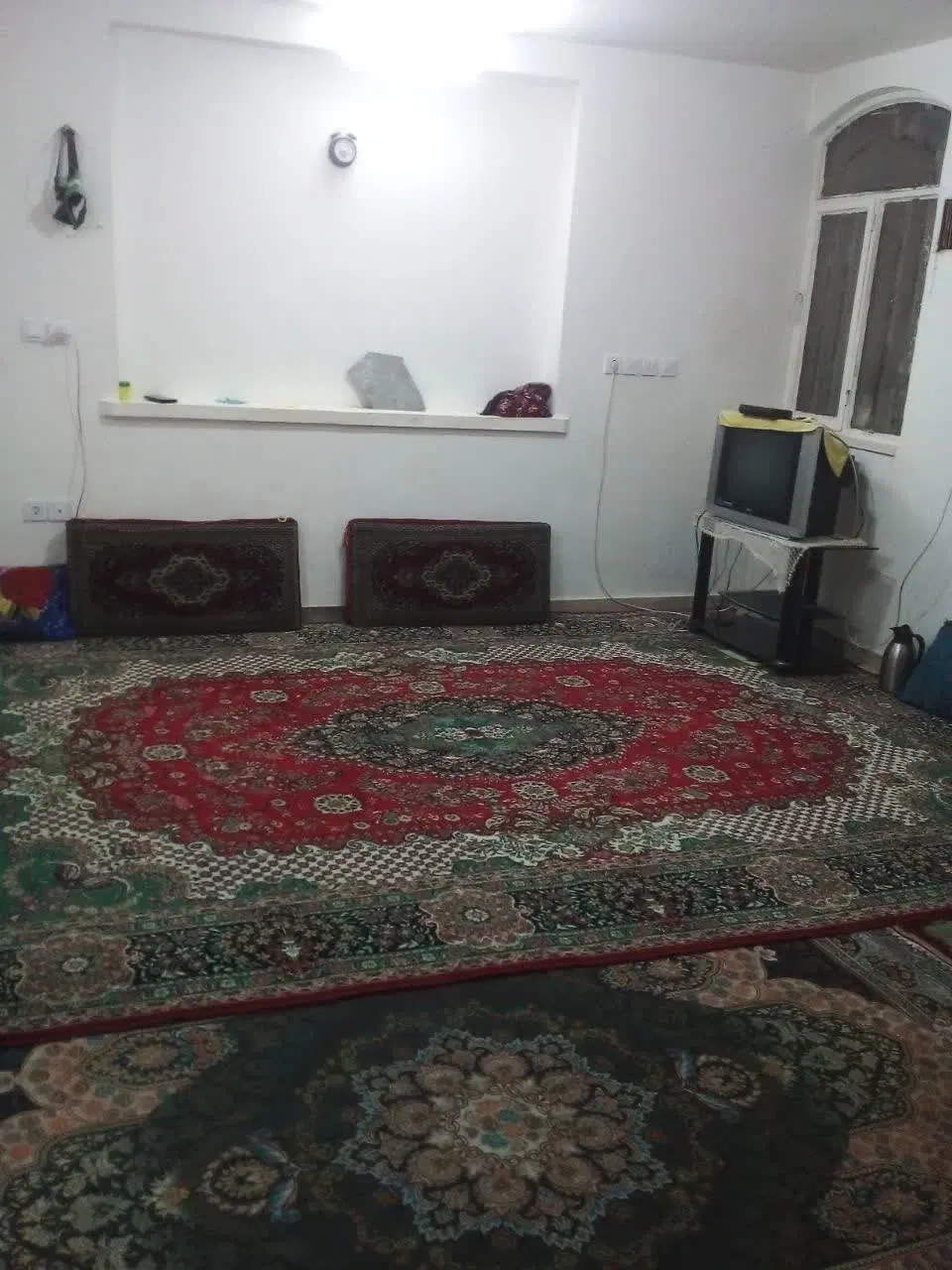 منزل دو نیم طبقه پشت قواره