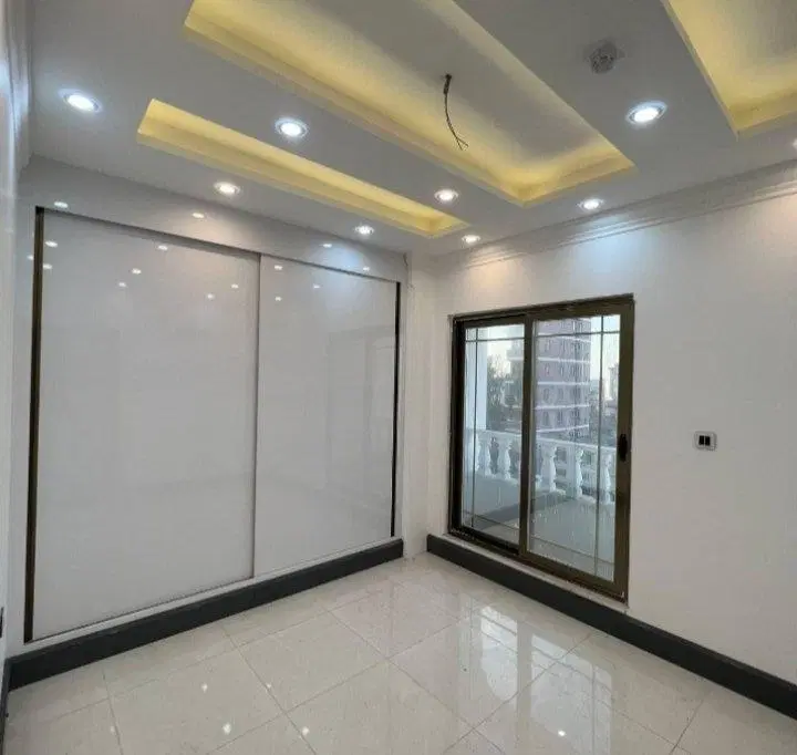 فروش طبقه فول امکانات درلنگرودمرکز شهر