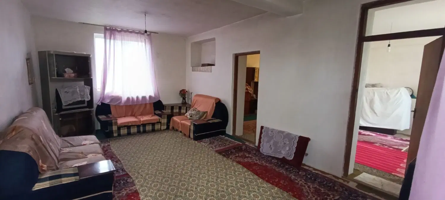 ویلا باغ 1170 متری سند دار