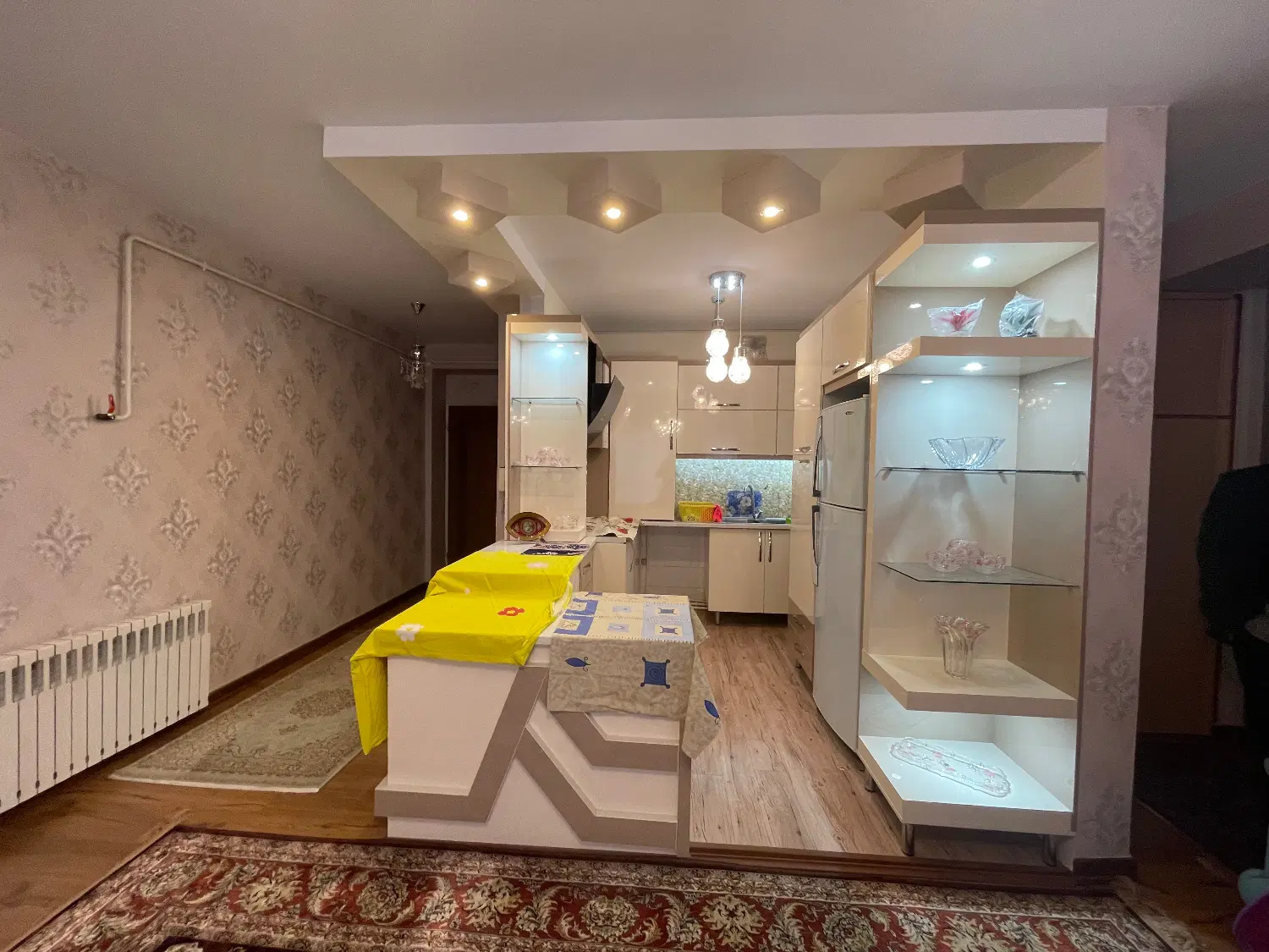 فروش آپارتمان در آسمان زعفرانیه