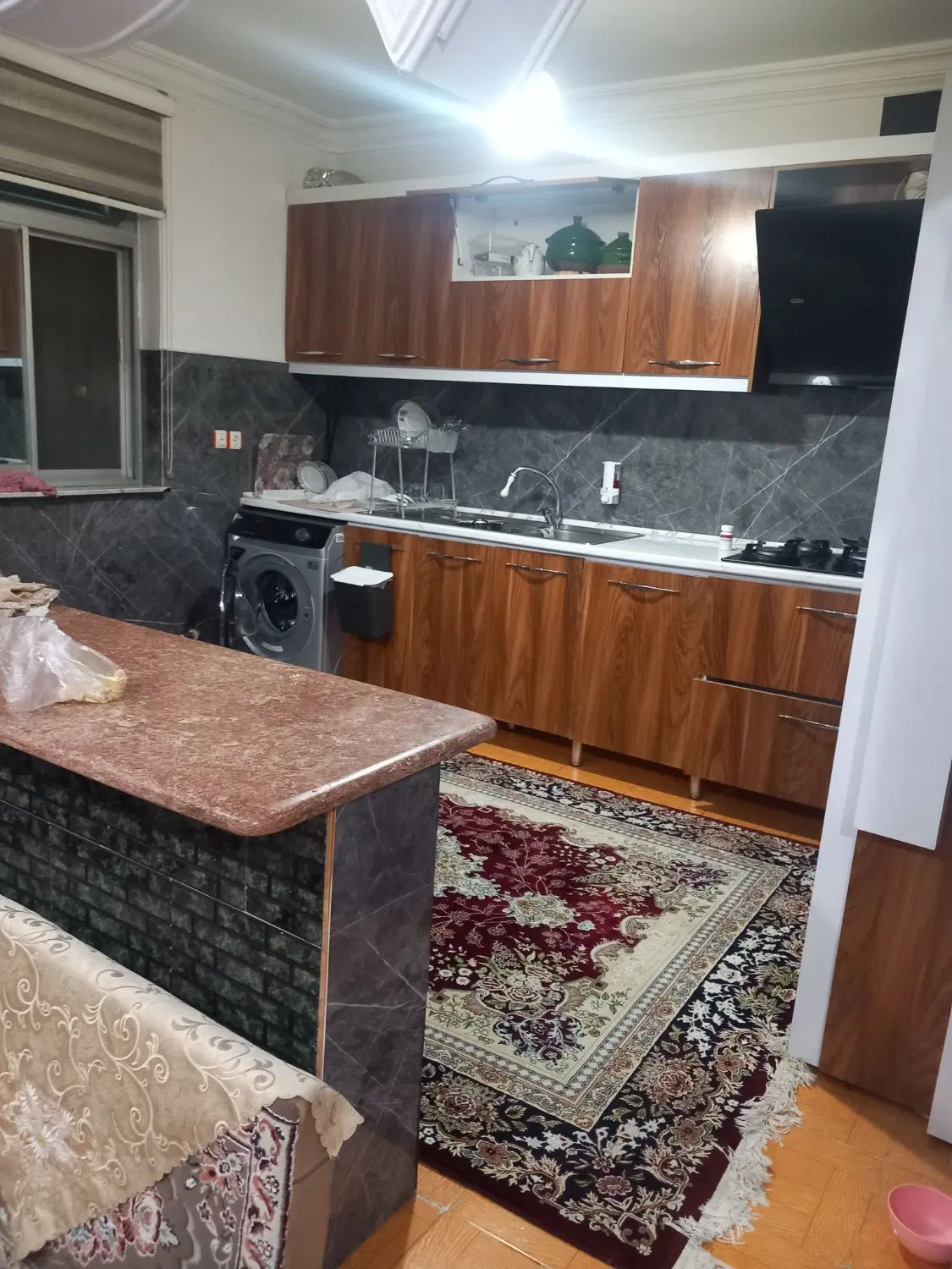 یک واحد آپارتمان اجاره تمیز یک خوابه
