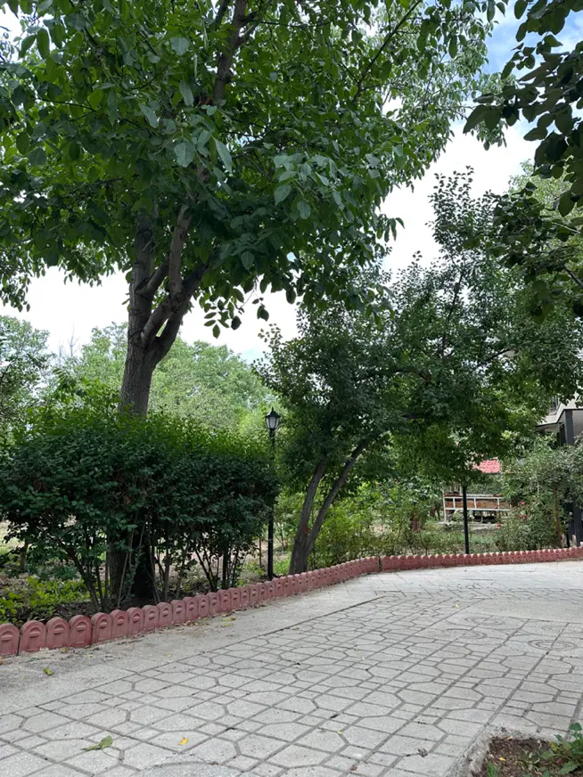 ویلا باغ قدیمی آبسرد کوی پزشکان فاز ۱