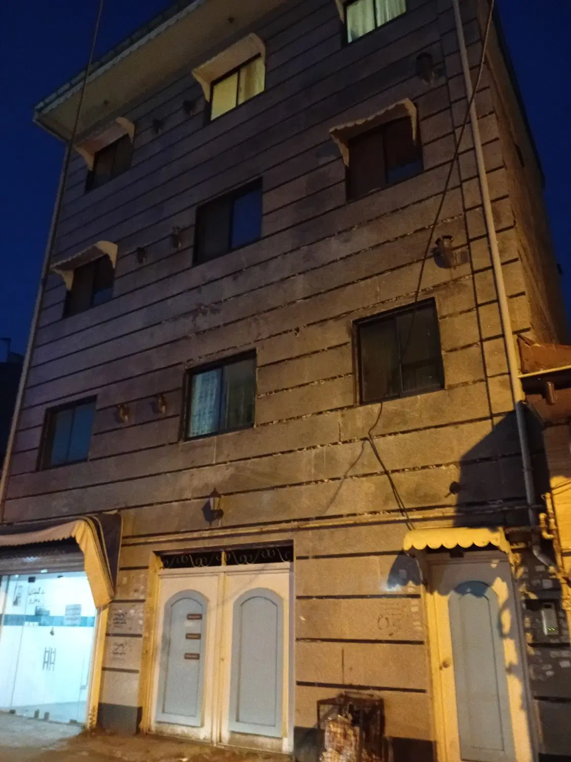 واحد 67 متری کمر بندی شهید بهشتی