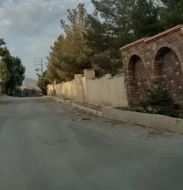 زمین ۳۰۰ متر امامت ۱۲