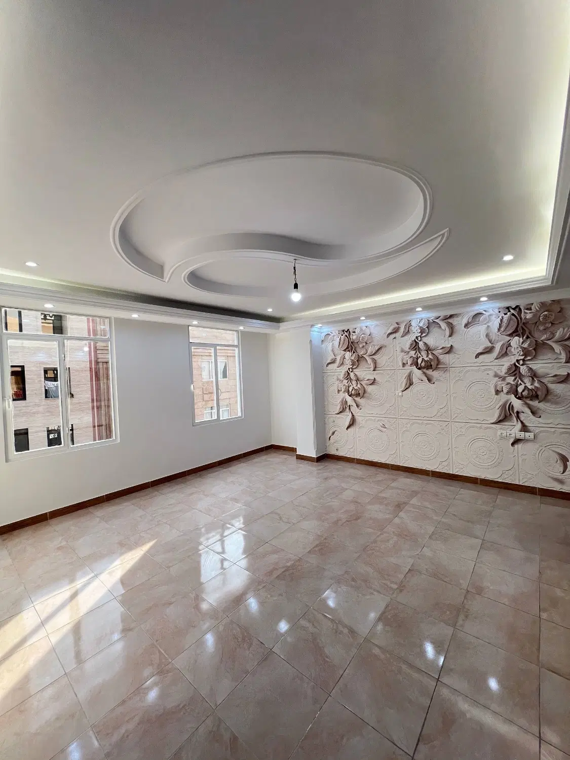 ۷۱متر۲خواب_سندتک‌برگ_پارکینگ‌سندی_نورگیرخطی