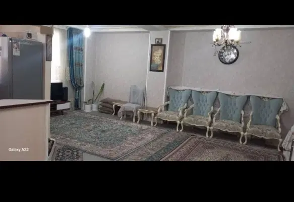 آپارتمان ۷۰ متری خوش نقشه_ برخیابان ولیعصرشمالی