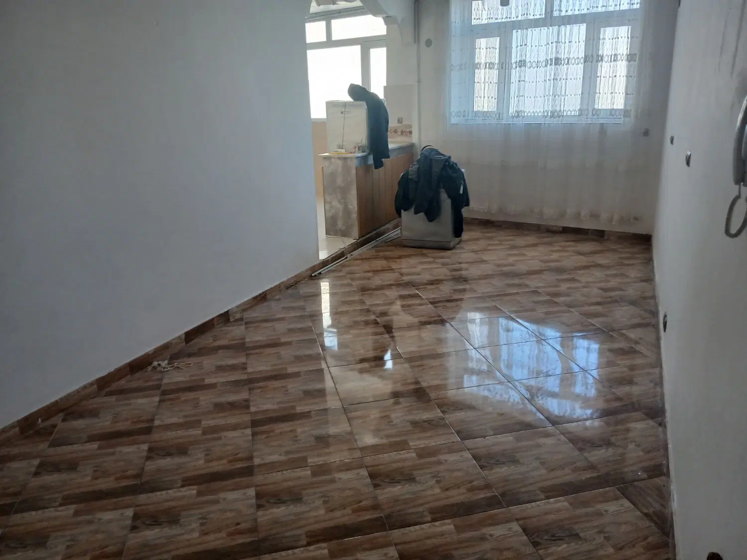 اجاره یه طبقه ۷۰ متری