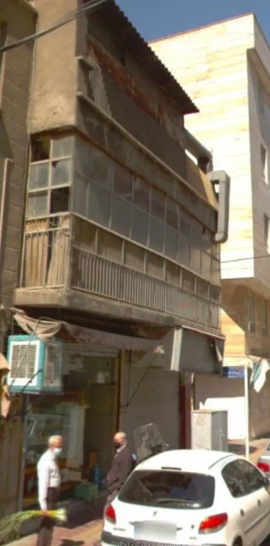 فروش خانه با دو دهنه تجاری