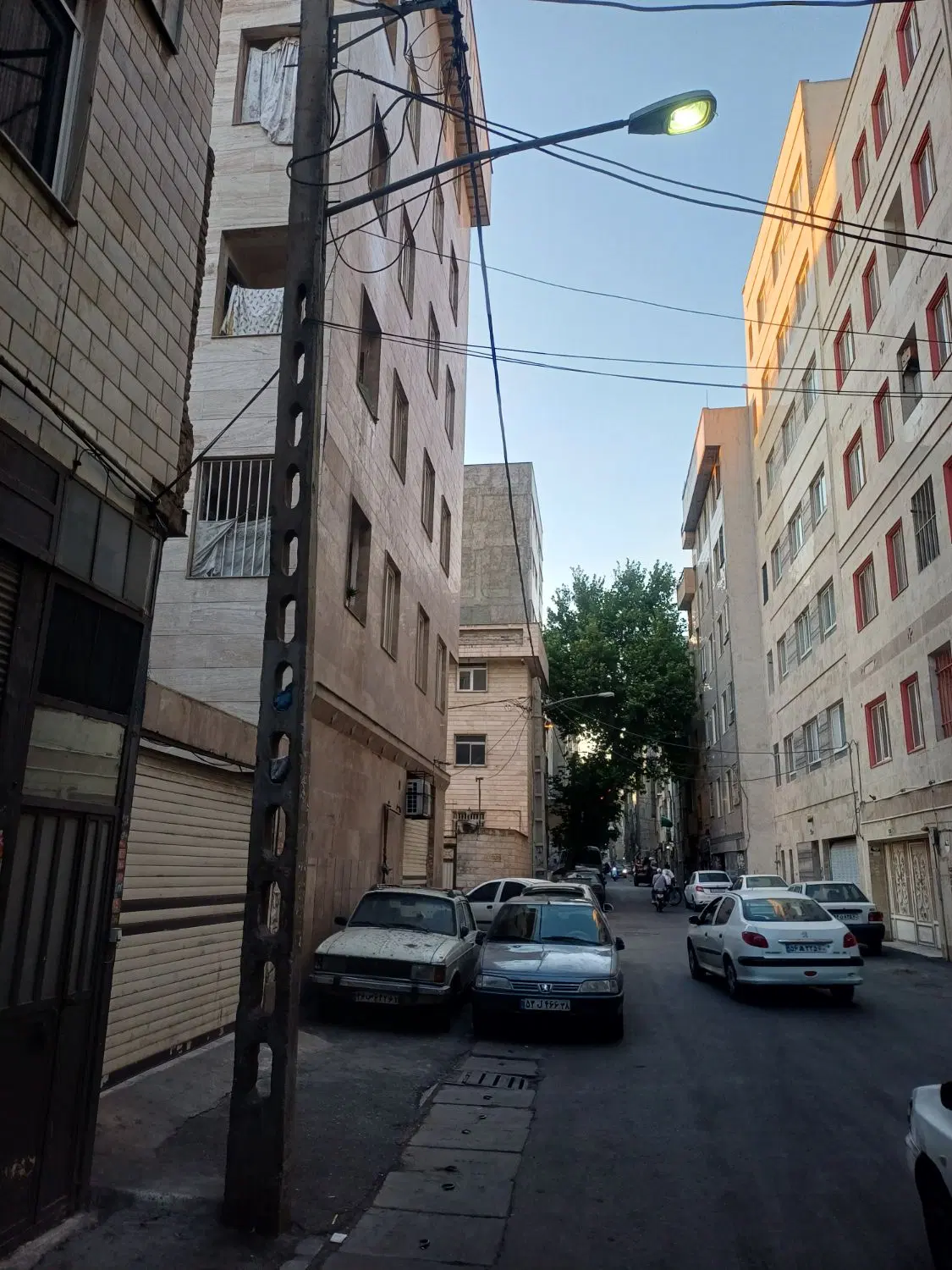 اجاره اپارتمان 125متری فول امکانات محدوده بهاران