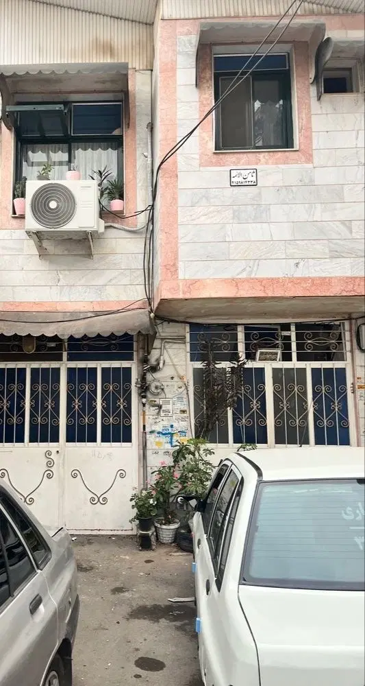 خانه ۹۴ متری سند تک برگ ( ۵۰ قدمی خیابان اصلی )