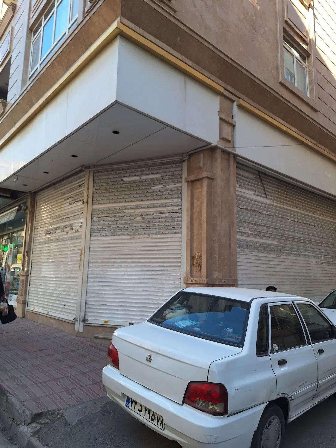 اجاره مغازه ۵۰ متری خیابان پر تردد خاکسار
