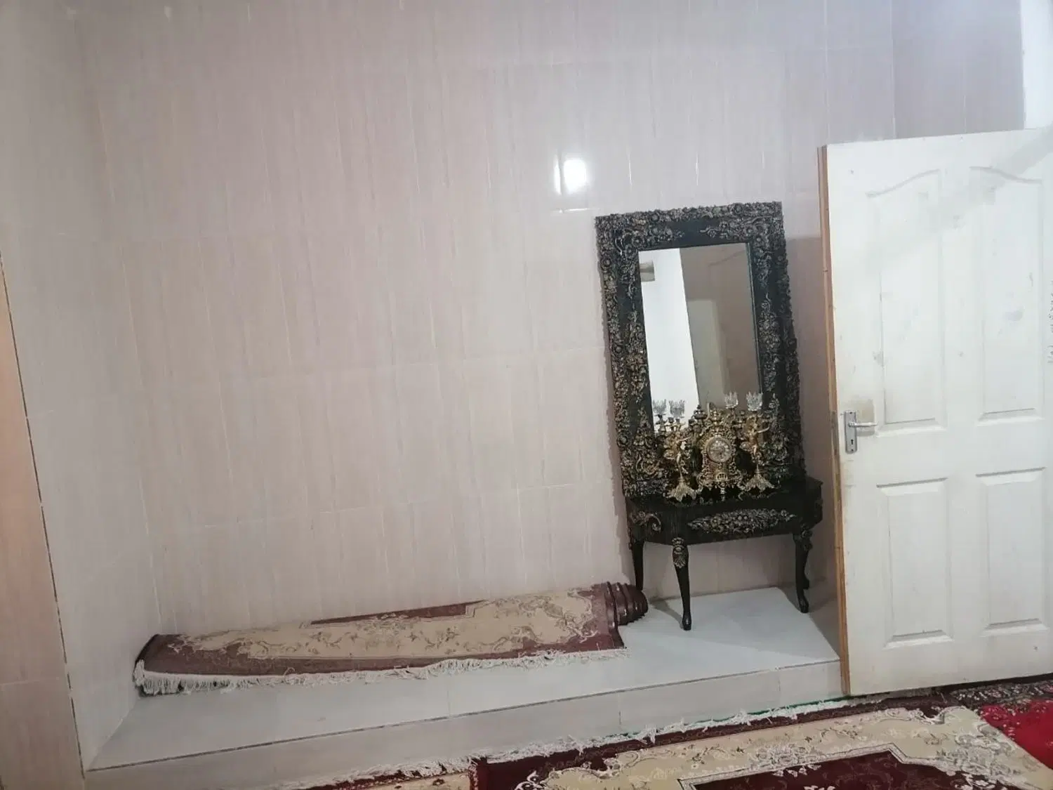 فروش خانه دوخوابه ماشین رو