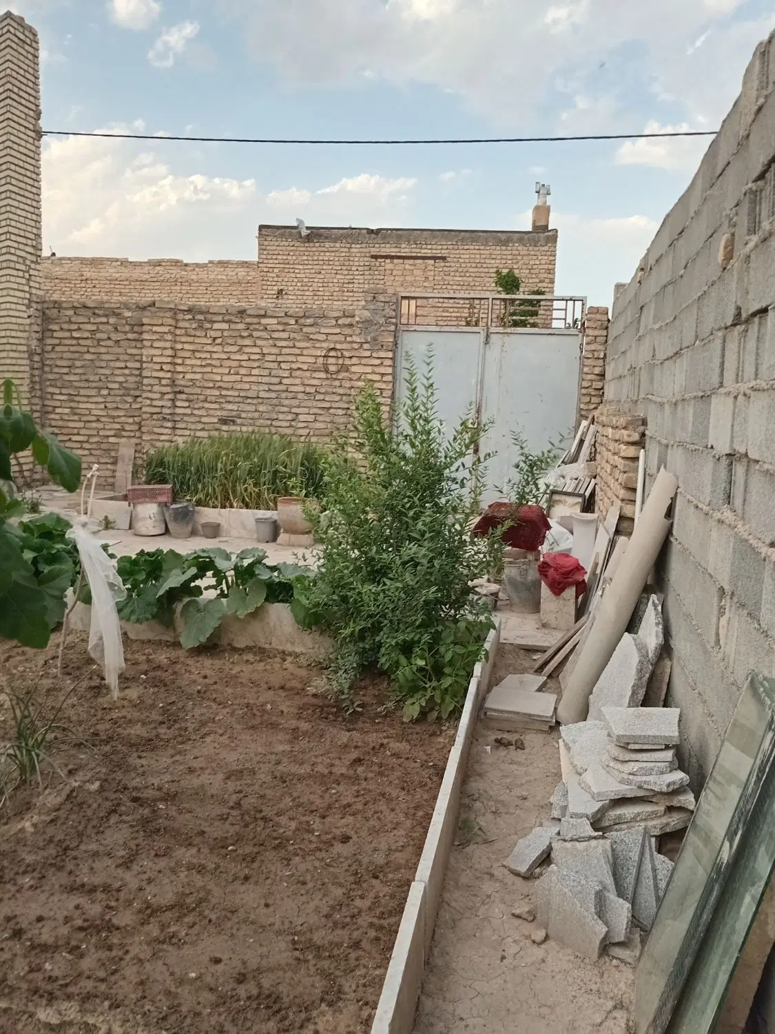 منزل ویلایی دو طبقه ۱۰۰ متر