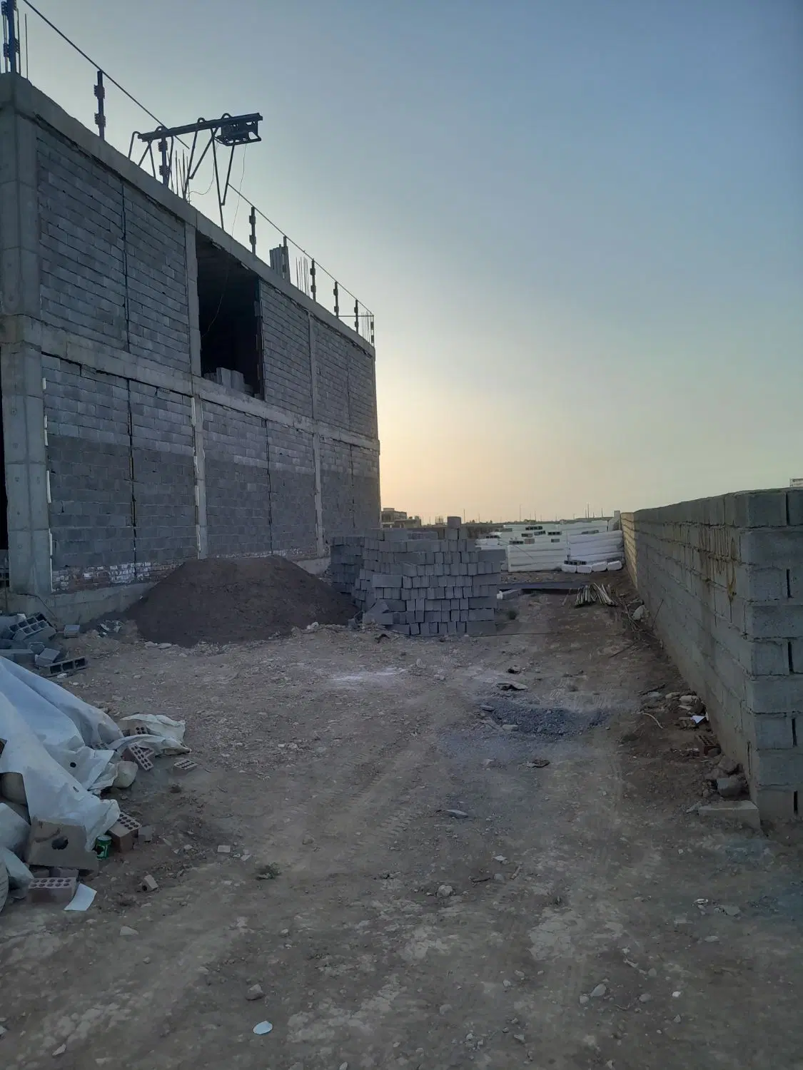 زمین مسکونی
