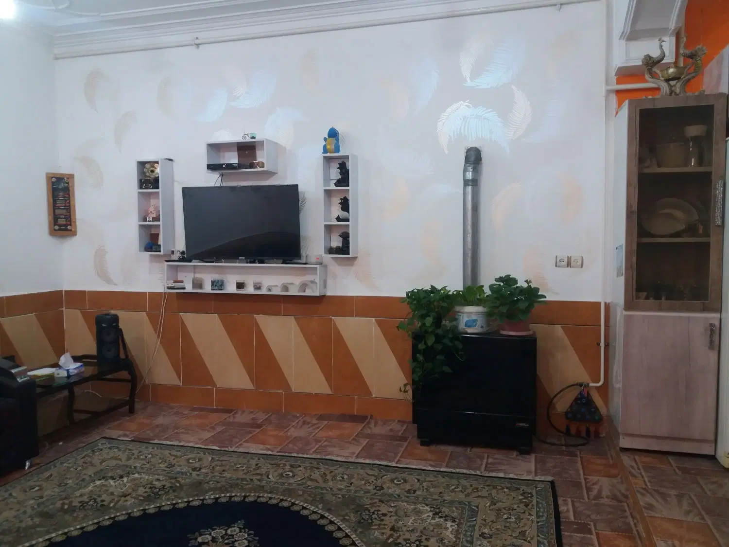 خونه ۸۰ متری