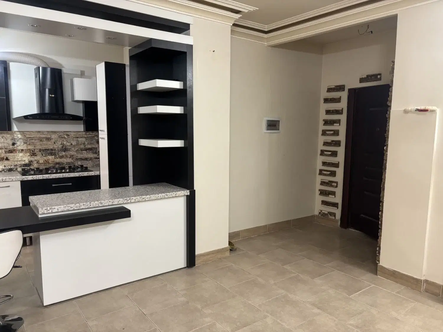 فروش آپارتمان طبقه اول
