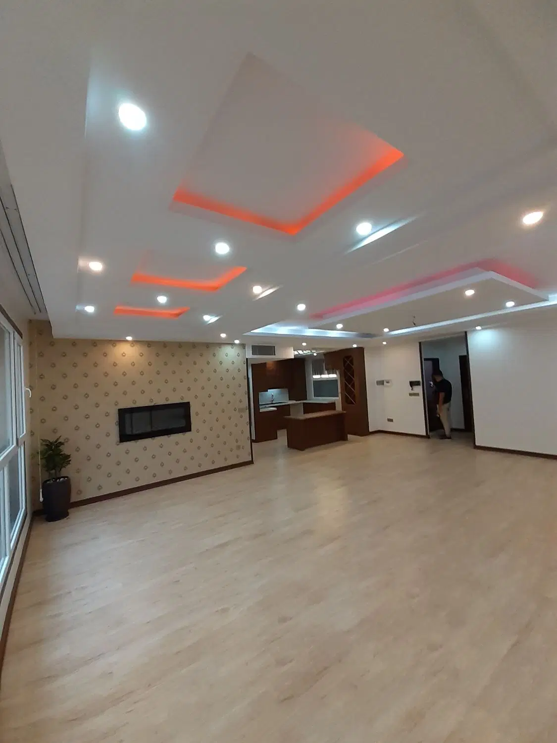 فروش 140متری_سه خواب_سازمان برنامه مرکزی