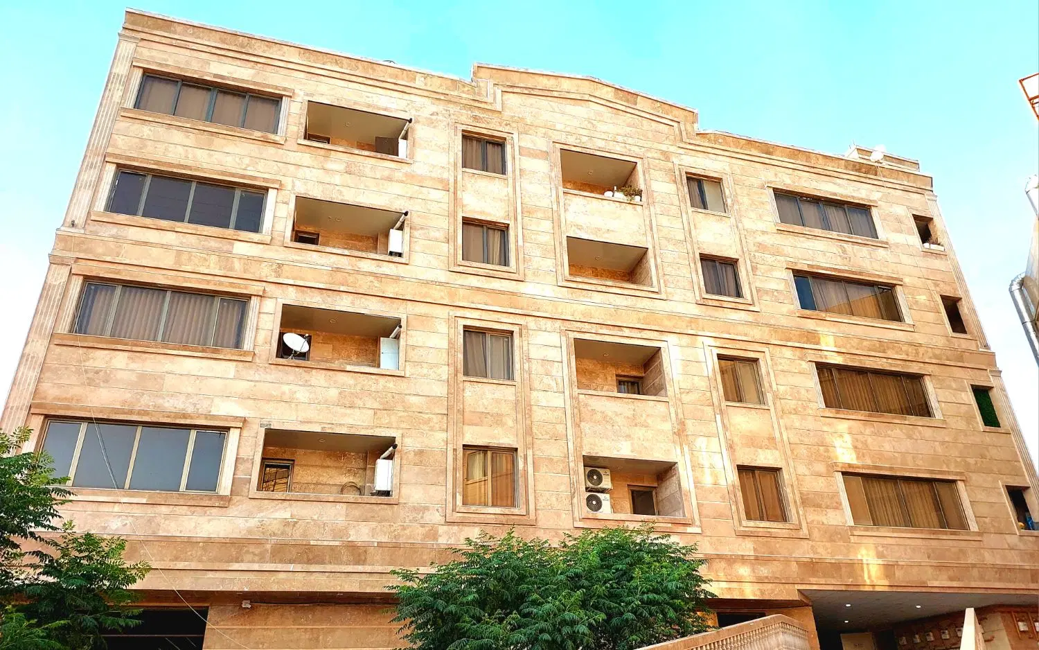 180متر3خواب نوساز،شیک،لوکس(ملکی)