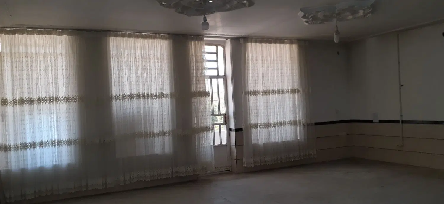 خانه اجاره ای ویلایی طبق دوم