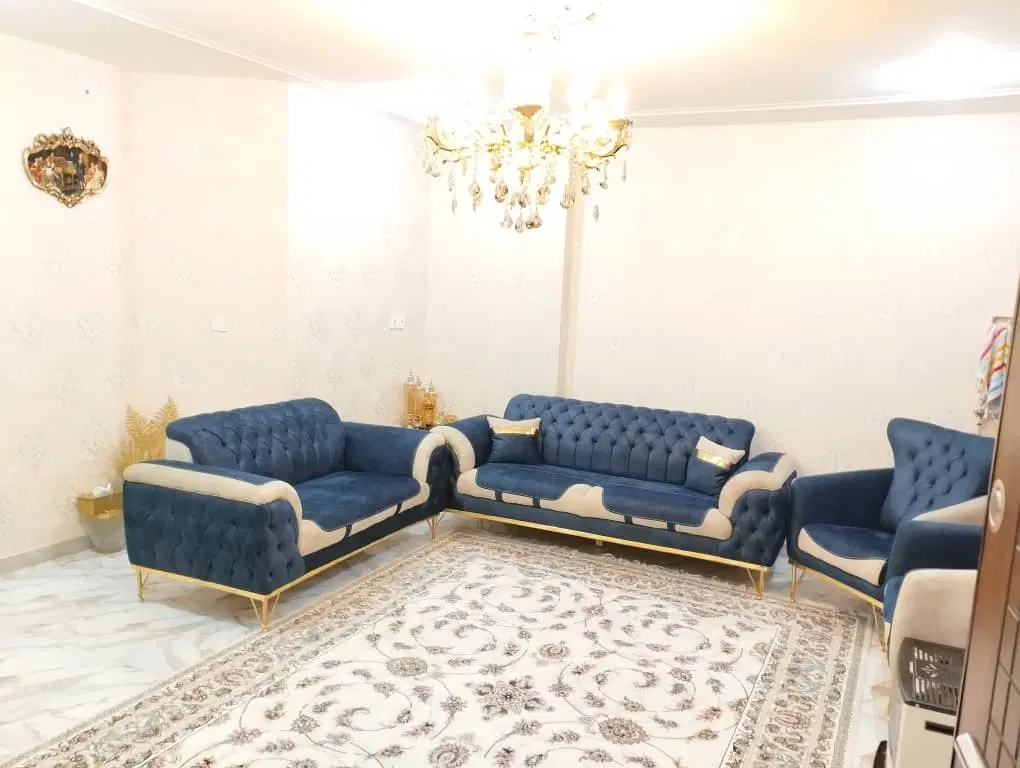 ۷۰متری_واحد جلو_پارکینگ سندی_اقبال