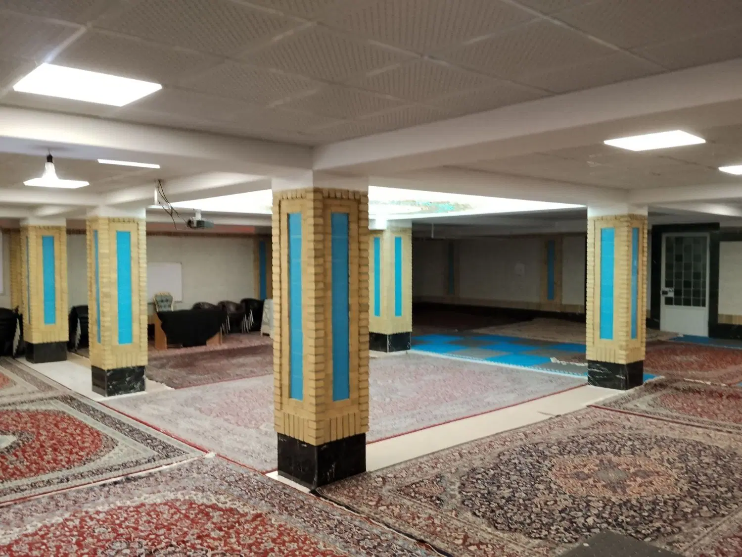 واحد ۱۵۰ متری اداری