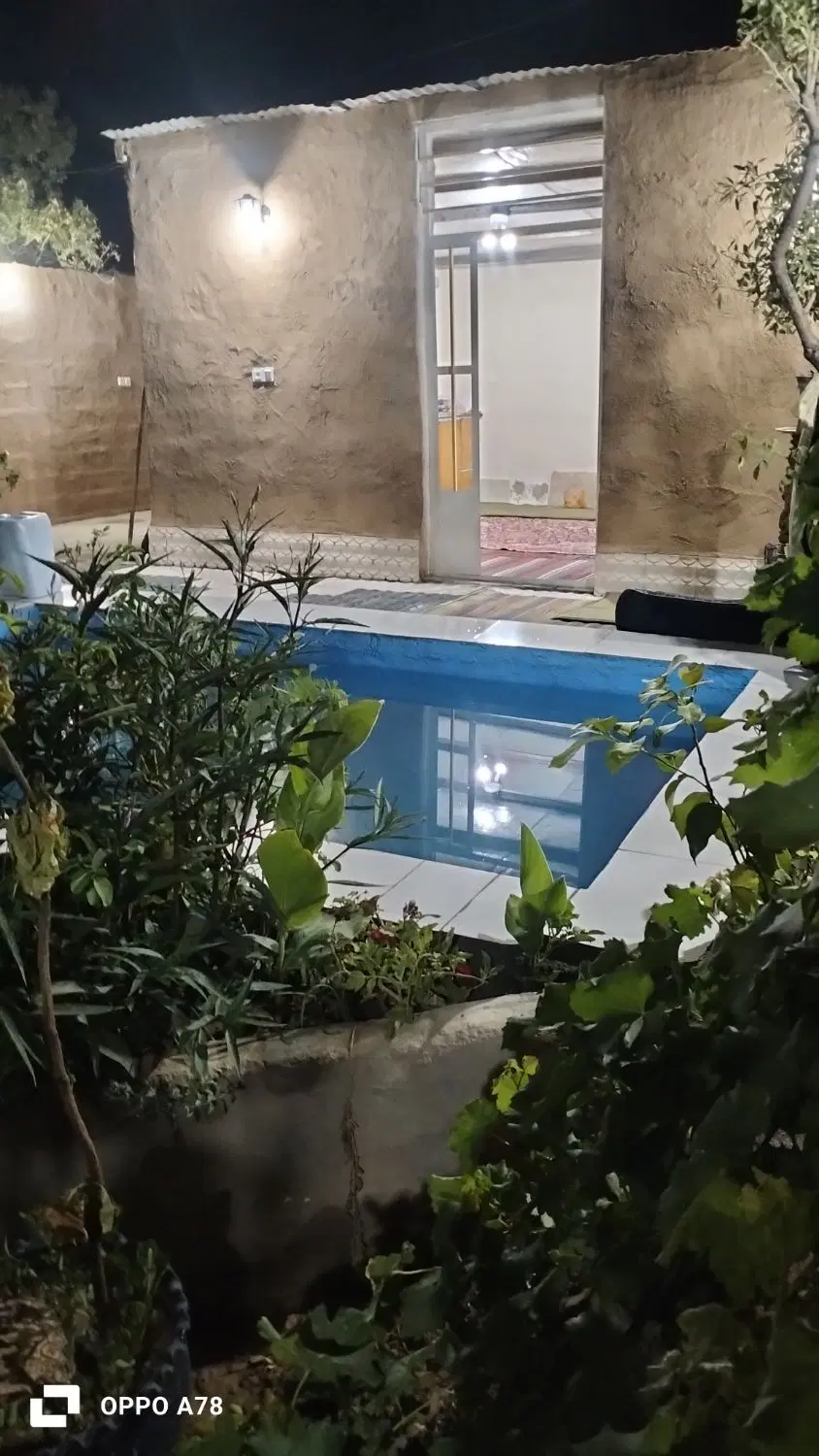 باغ ۲۰۰ متر آزادی ۹
