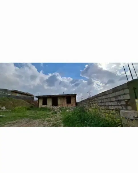 ساختمان نیمه کاره در آبژدان اندیکا