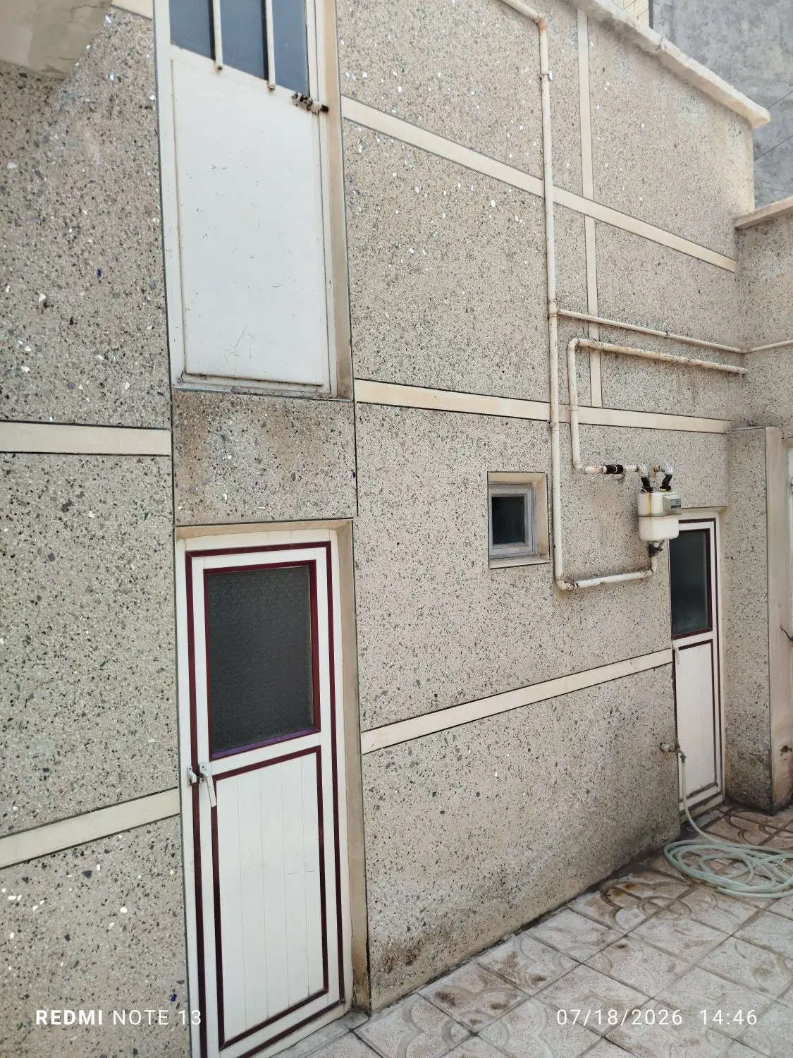 حیاط ۸۰ متردر منبع ،سعید آباد ،به عرض ۸_۳۰و طو۹_۷۰