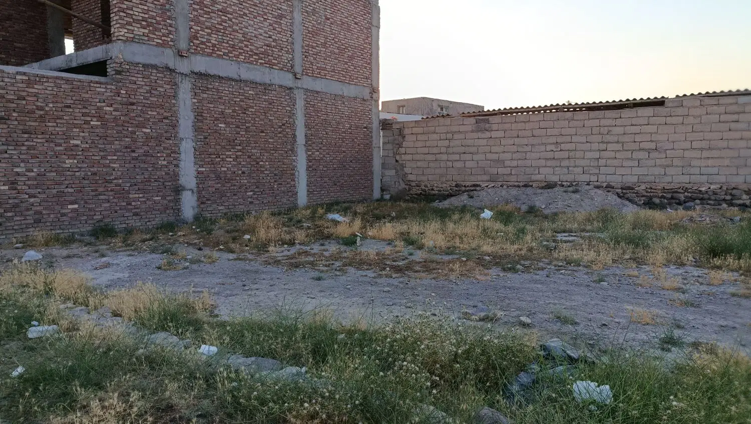 زمین خالی در نیروگاه