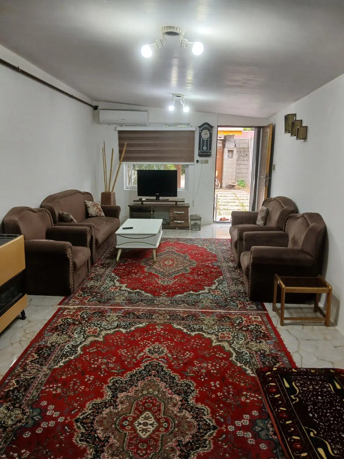 سویت زیبا و تمیز پارک مستقل کوچه امن
