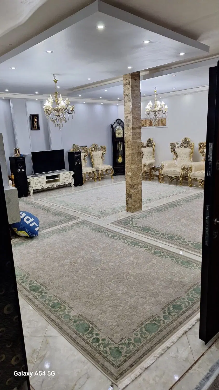 دو طبقه هر کدام تک واحد