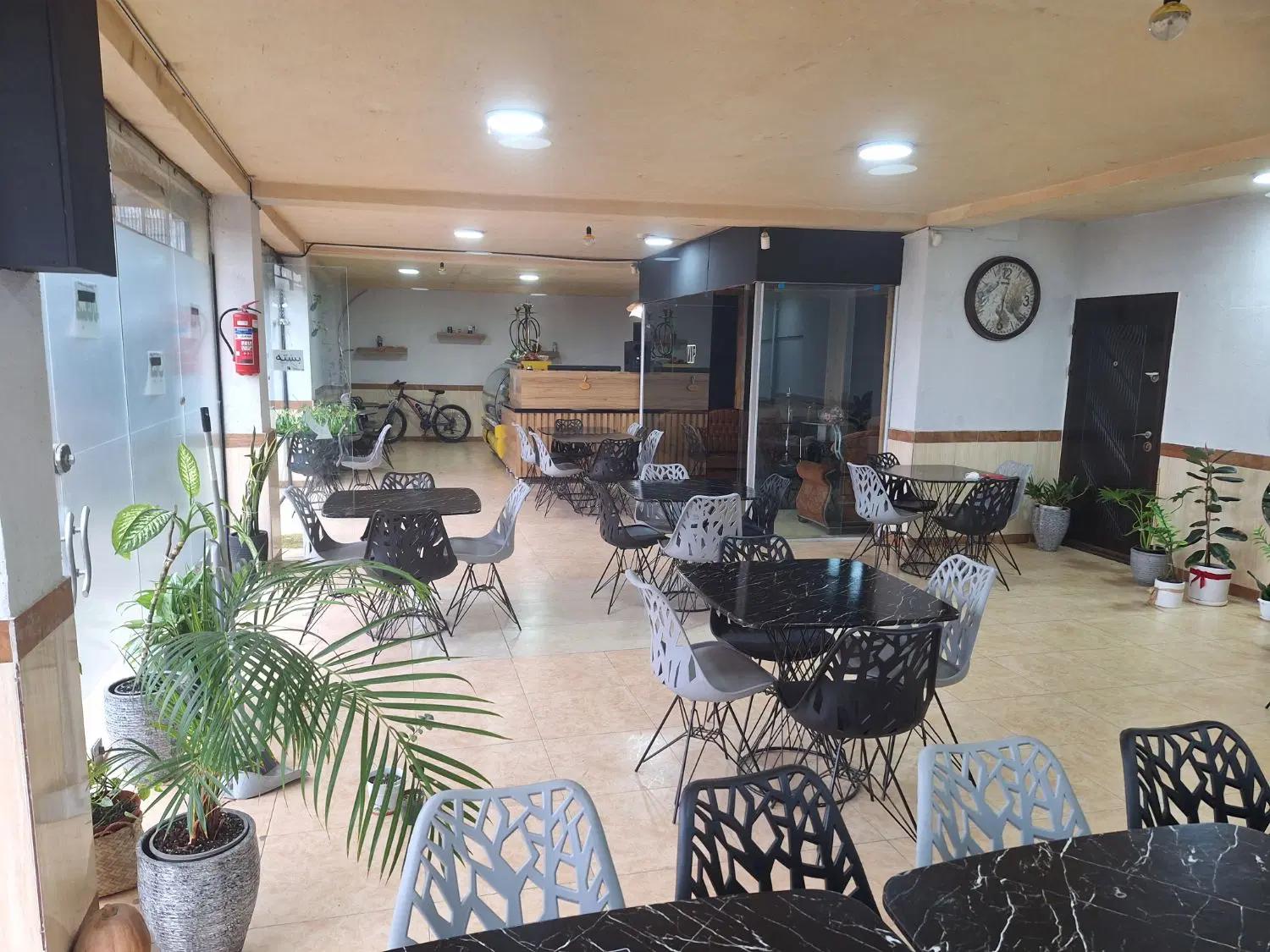 اجاره مغازه ۱۲۵ متری
