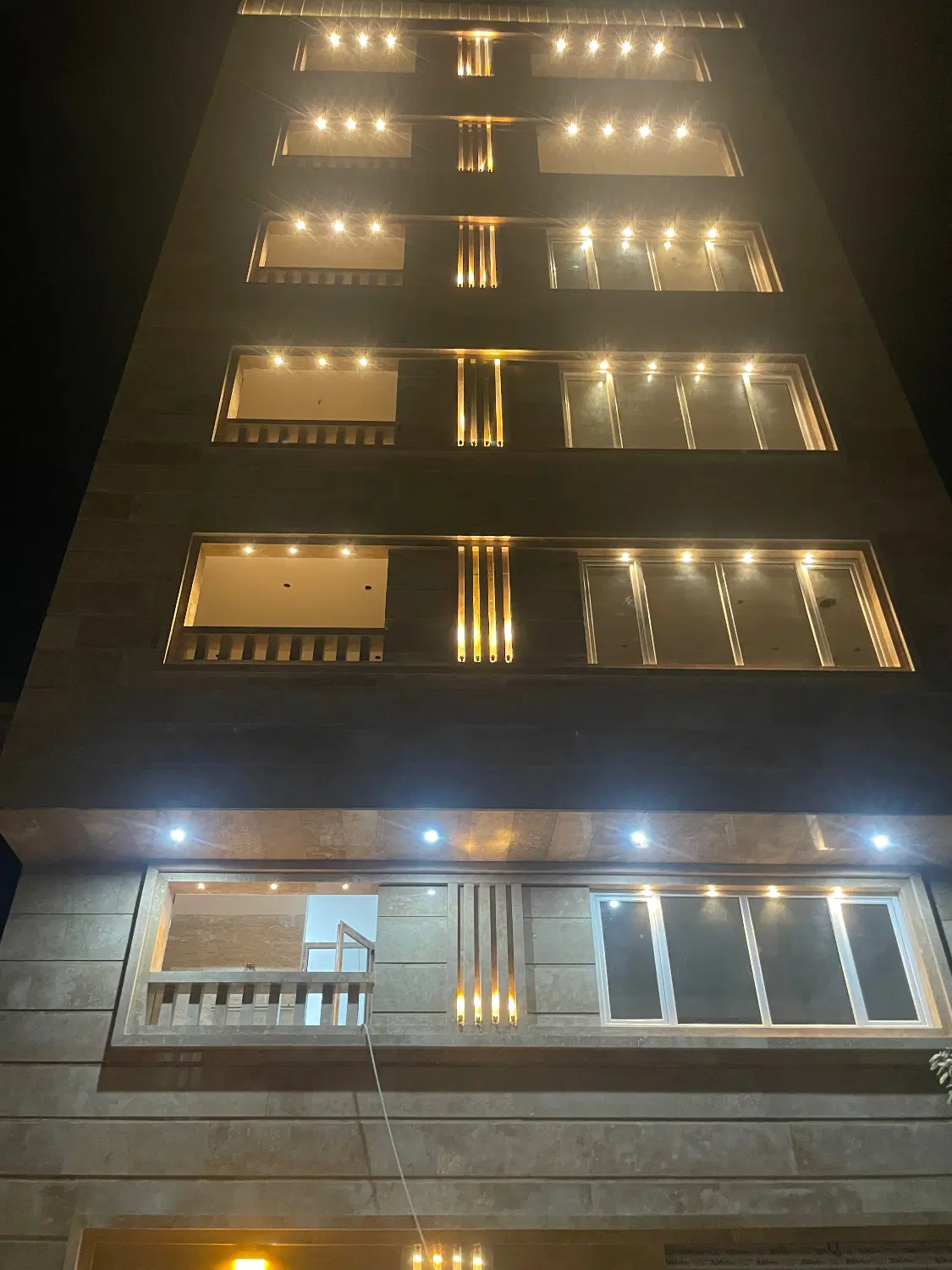 اجاره واحد ۹۰ متری